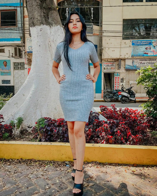 VESTIDO DE HILO MANGA CORTA